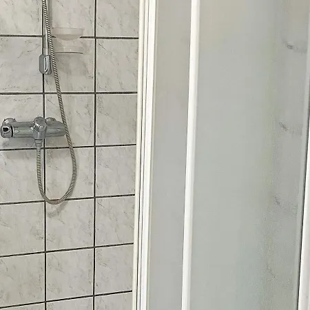 6 Person In Dannemare *